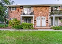 Building Photo - 320 South St