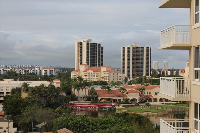 Building Photo - 19501 W Country Club Dr