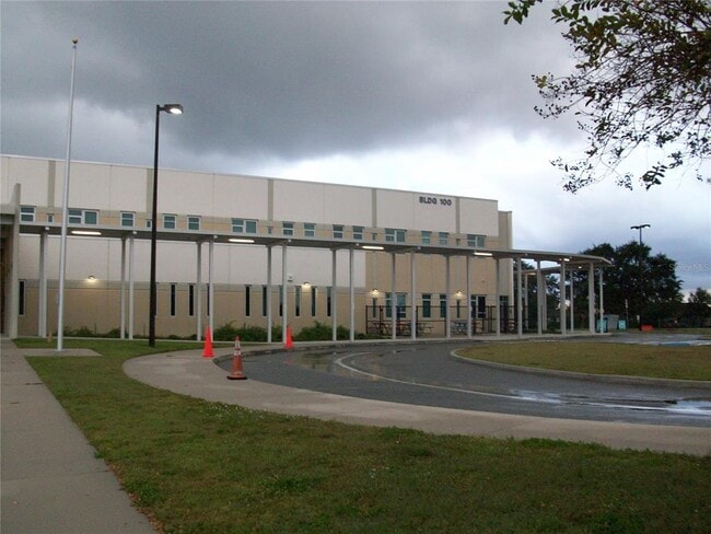 Building Photo - 495 Las Cortes Ln