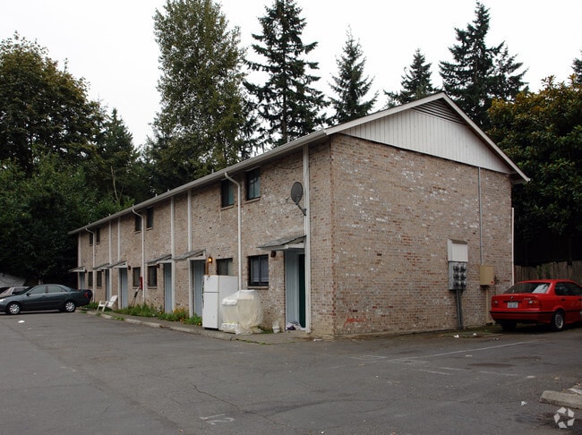 Primary Photo - Lanter Apartments