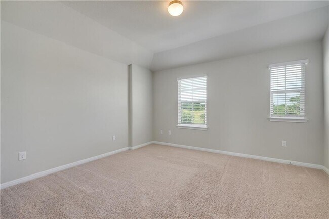 Building Photo - 413 N Heatherwilde Blvd