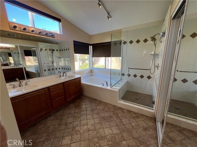 Building Photo - 2664 W La Morada Dr