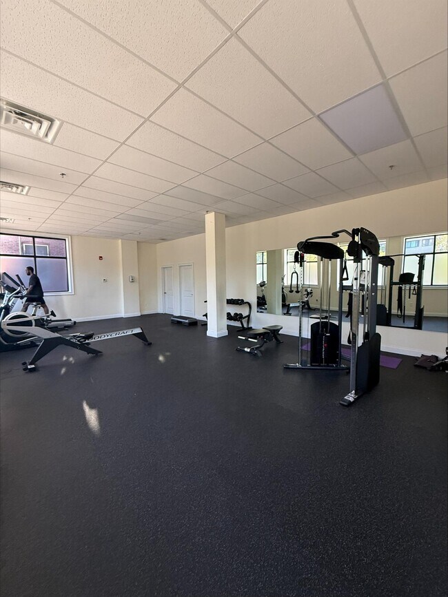 Building Photo - 90 Clinton Ave