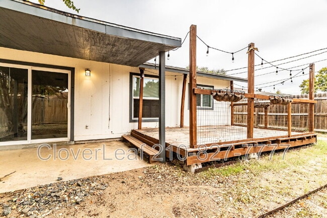 Building Photo - 7627 Pipers Swan St