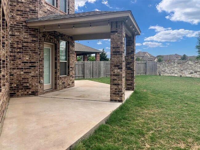 Building Photo - 1649 Bovina Dr