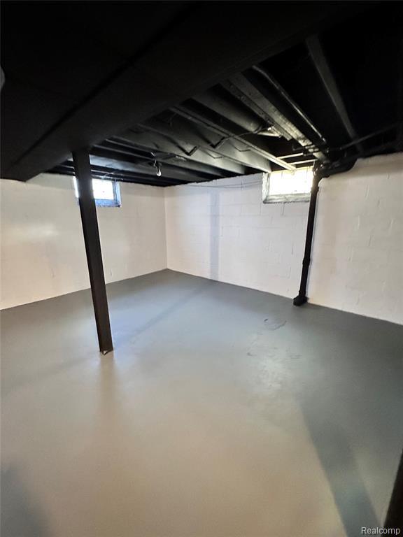 Building Photo - 11101 Kennebec St