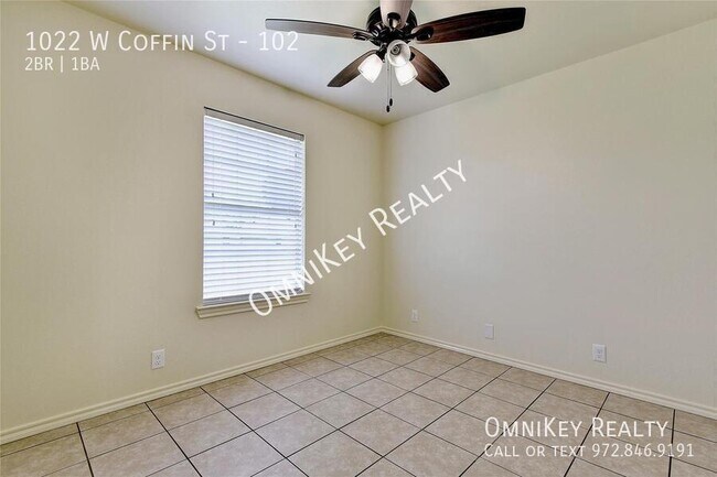 Building Photo - 1022 W Coffin St