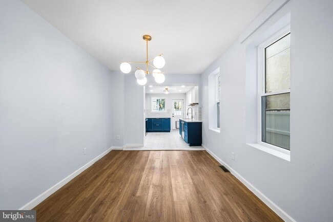 Building Photo - 2454 Amber St