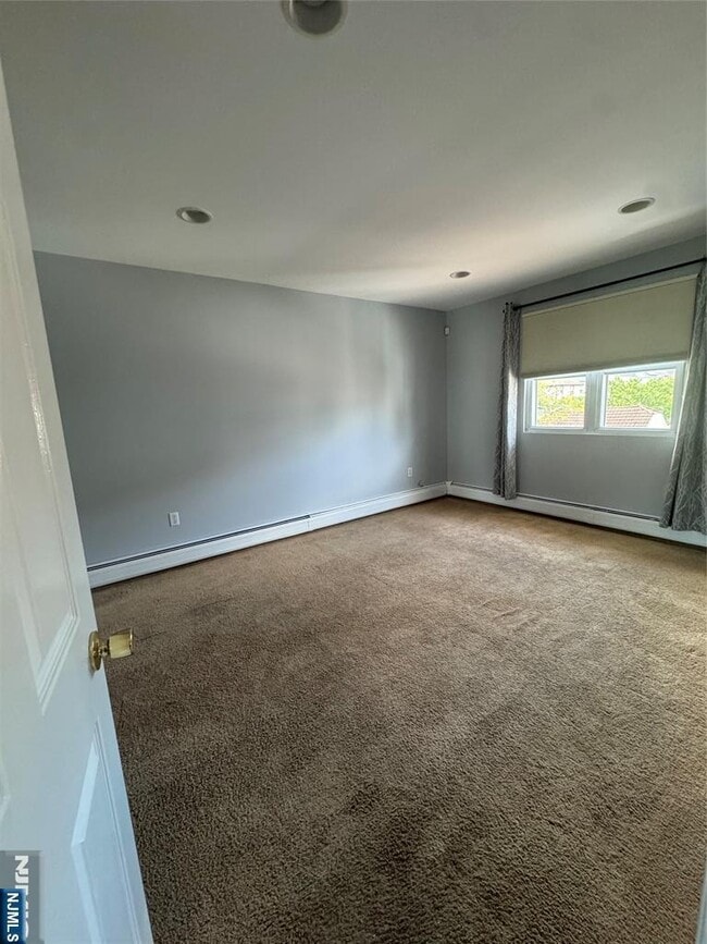 Building Photo - 376 Greenmount Ave