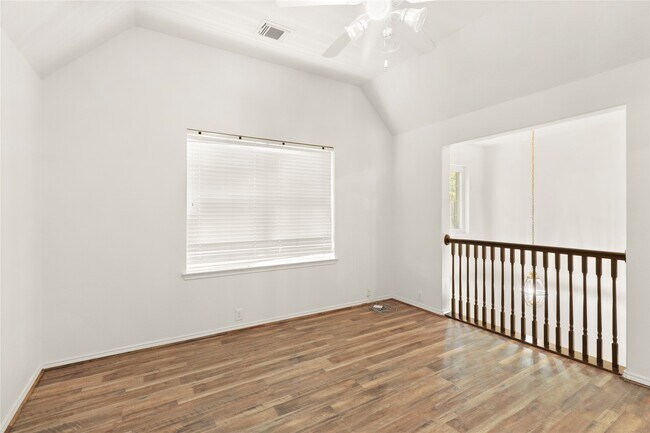 Building Photo - 20510 Pioneer Bend Ct