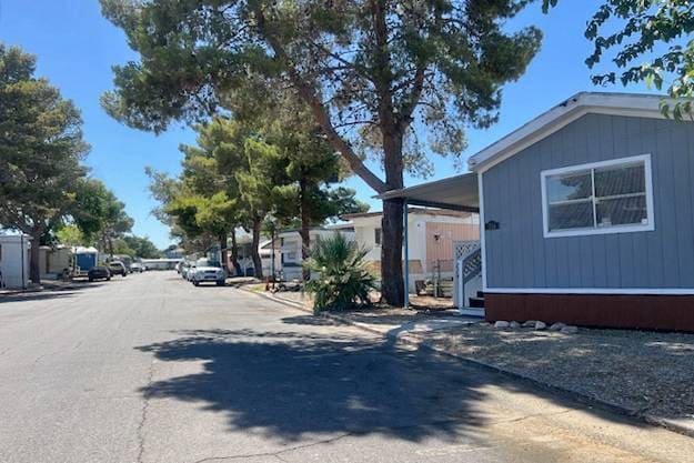 Building Photo - 1190 S Mojave Rd