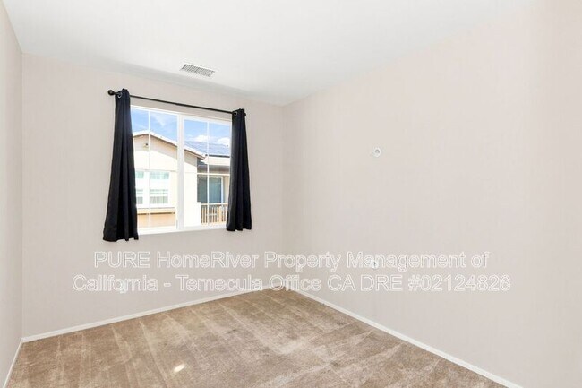 Building Photo - 45576 Calle Luna
