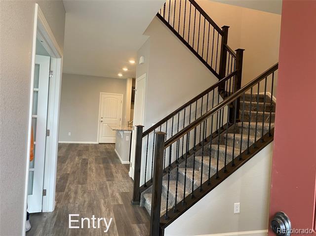 Building Photo - 21250 E Radcliff Pl