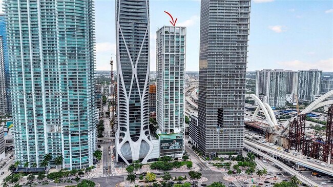 Building Photo - 1040 Biscayne Blvd