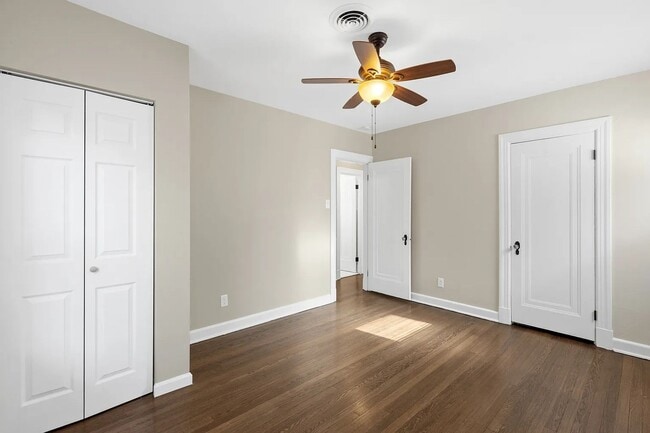 Building Photo - 6840 Plateau Ave