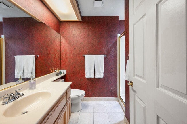 Building Photo - 48125 Vía Hermosa