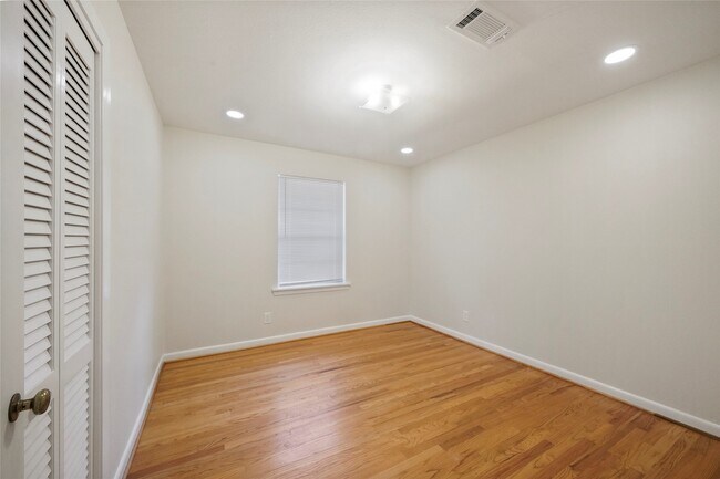 Building Photo - 10306 Eddystone Dr