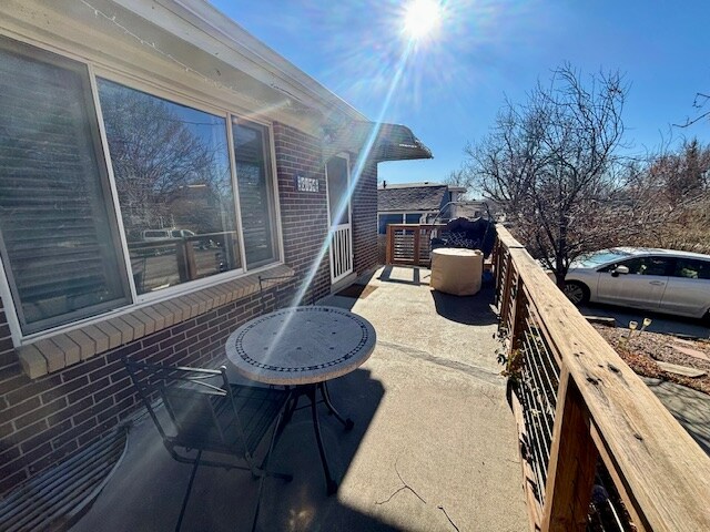 Building Photo - 6174 Otis St