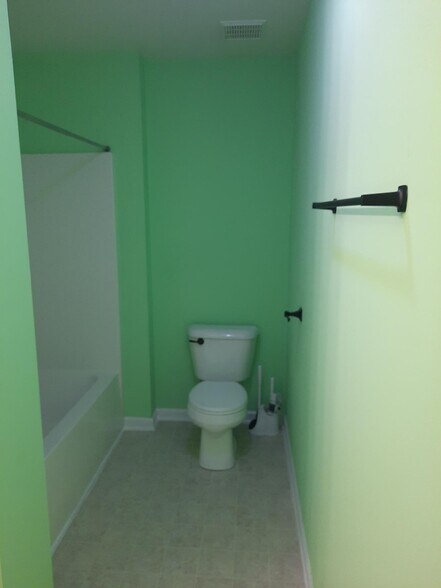 Building Photo - 508 Sternwheel Way
