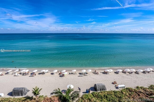 Building Photo - 1830 S Ocean Dr