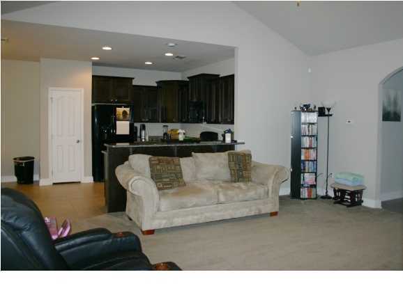 Building Photo - 658 Red Fern Rd