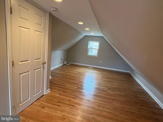 Building Photo - 5126 Call Pl SE