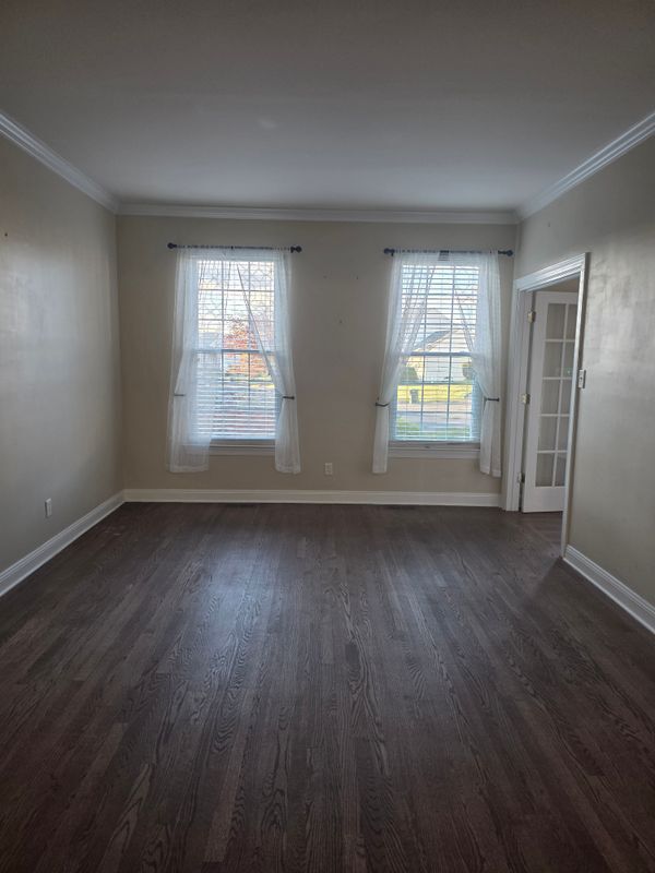 Building Photo - 12 Jared Ct