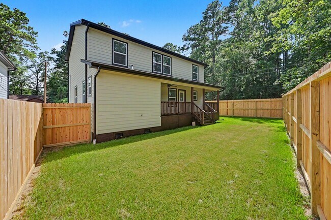 Building Photo - 116 Sun City Ln