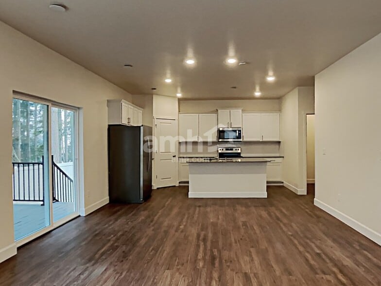 Building Photo - 4234 177th St E