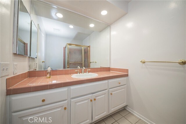 Building Photo - 818 S Lucerne Blvd