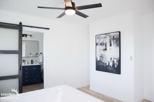 Building Photo - Stylish Updated 3Bdm 2Ba Upstairs Unit in the Heart of Old Town San Diego!