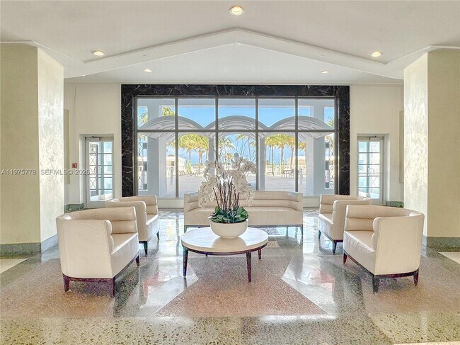 Building Photo - 4925 Collins Ave