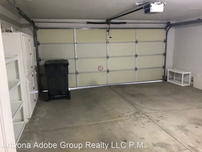 Building Photo - 2 br, 2 bath House - 511 S. Sawmill Gardens