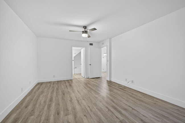 Building Photo - 9746 Nickels Blvd