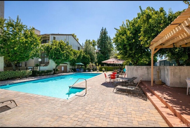 Building Photo - 20224 Sherman Way