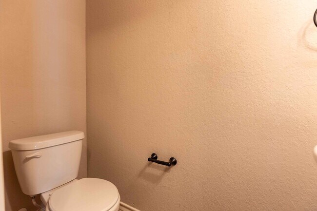 Building Photo - 7314 Colina Way #3