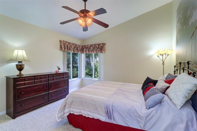 Building Photo - 1705 Meyers Cove Dr