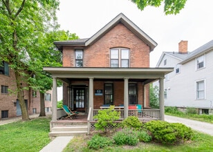 Building Photo - 319 Catherine-319CAT