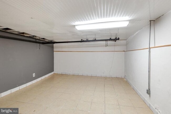 Building Photo - 2541 Coral St