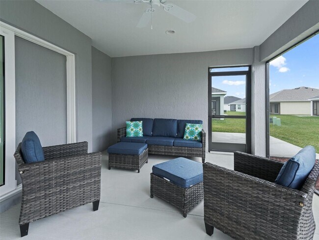 Building Photo - 2657 Navy Hl Cir