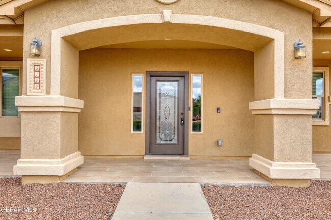Building Photo - 2124 Thomas Lackland St