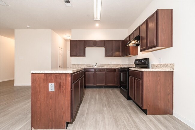 Building Photo - 3967 Lexington Manor Ct