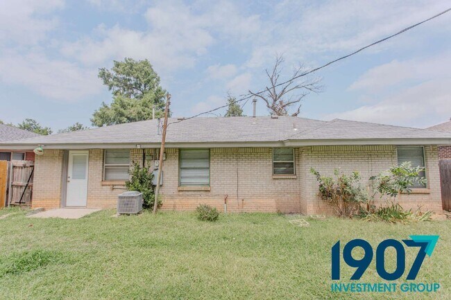 Building Photo - 1832 Brighton Ave