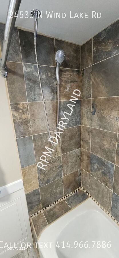 Building Photo - 24533 N Wind Lake Rd