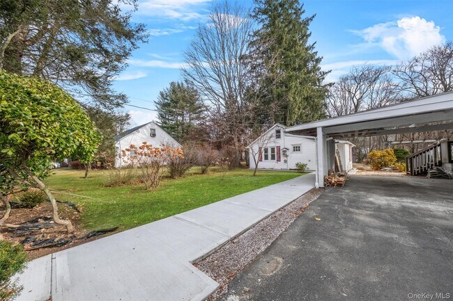 Building Photo - 3538 James St