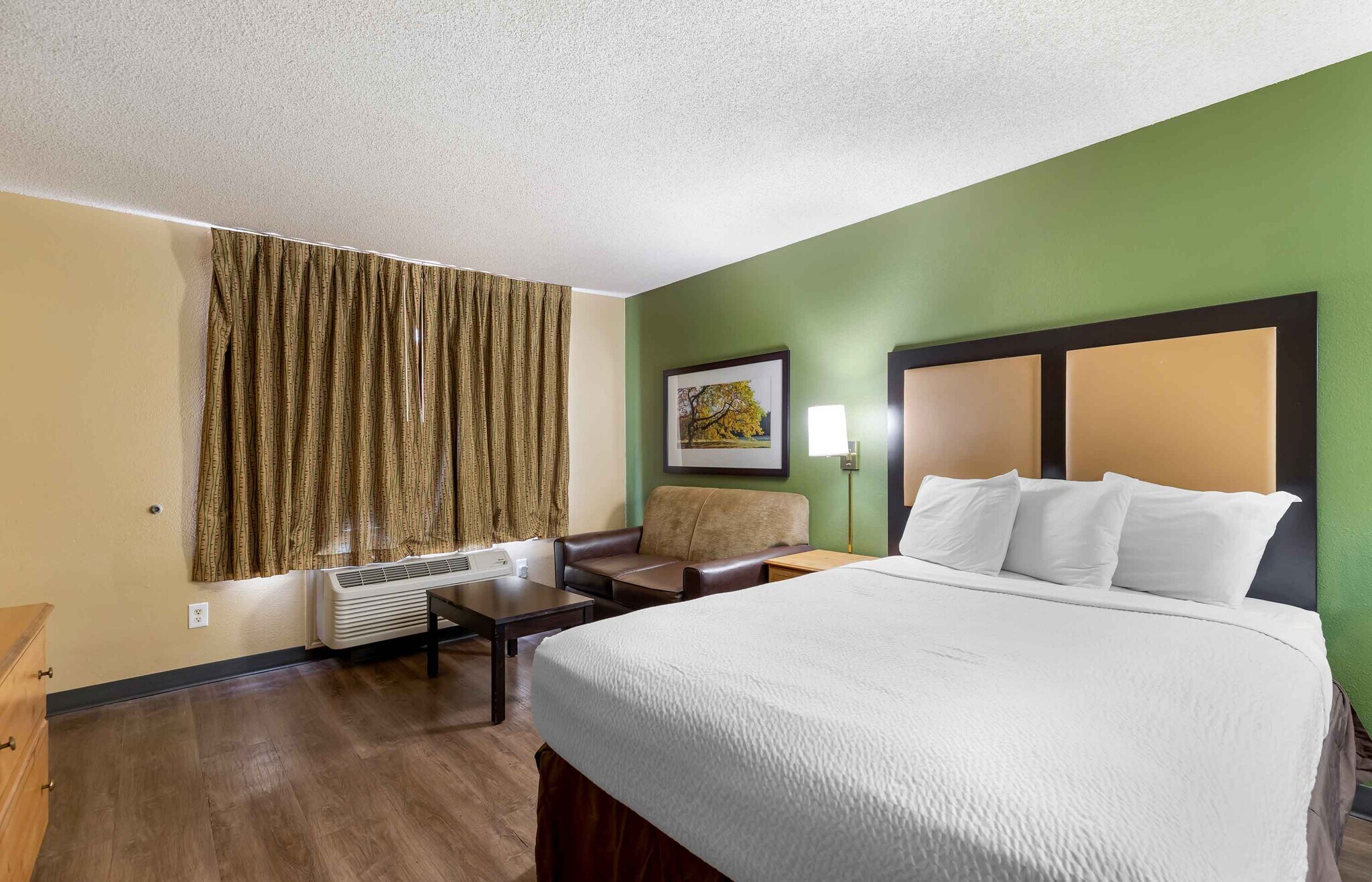 Building Photo - Furnished Studio-Denver - Aurora South
