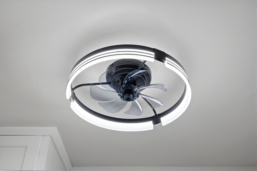 Building Photo - 13050 Dronfield Ave