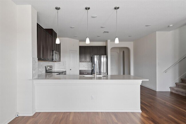 Building Photo - 14120 Purple Azalea Dr