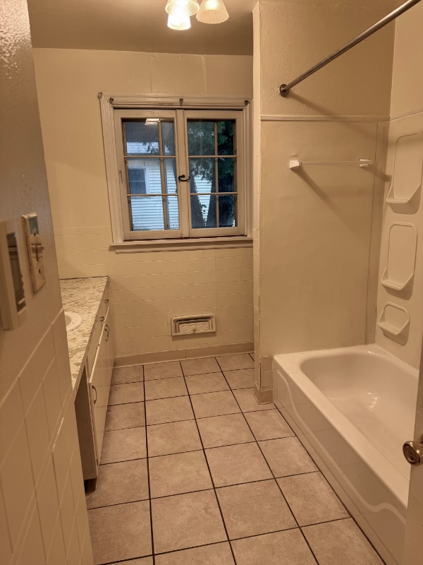 Building Photo - 104 Warnock Rd