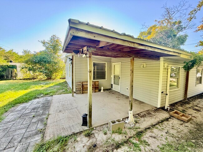 Building Photo - 3113 W 20th Ct